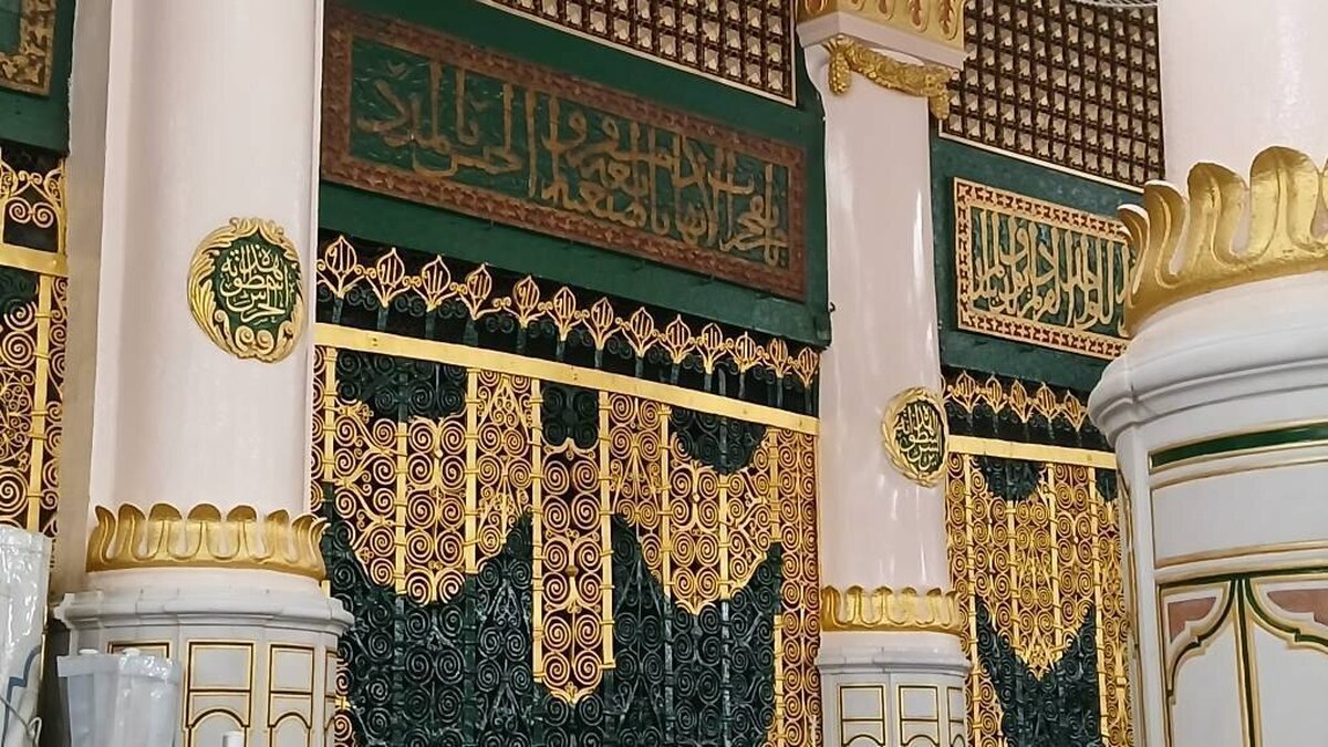 روضه شریف نبوی از دریچه دوربین + فیلم