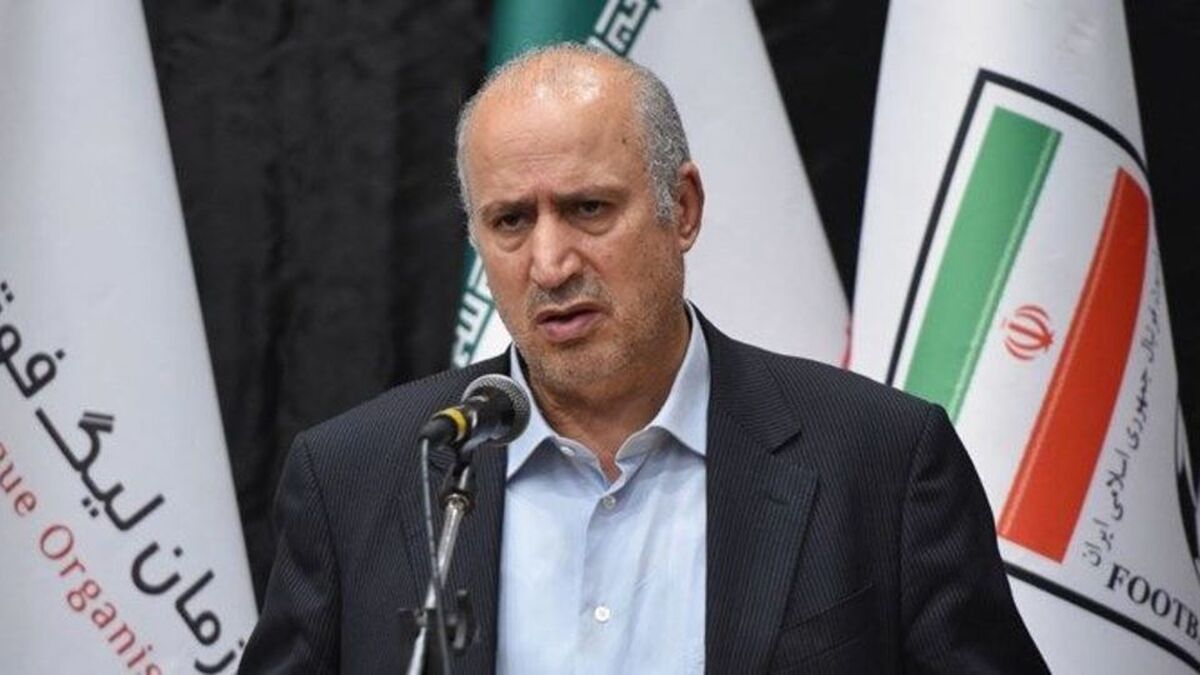 نامه باشگاه پرسپولیس برای اردوی خارجی در گروی امضای تاج تمرد عجیب برخی بازیکنان پرسپولیس برای ارائه پاسپورت!