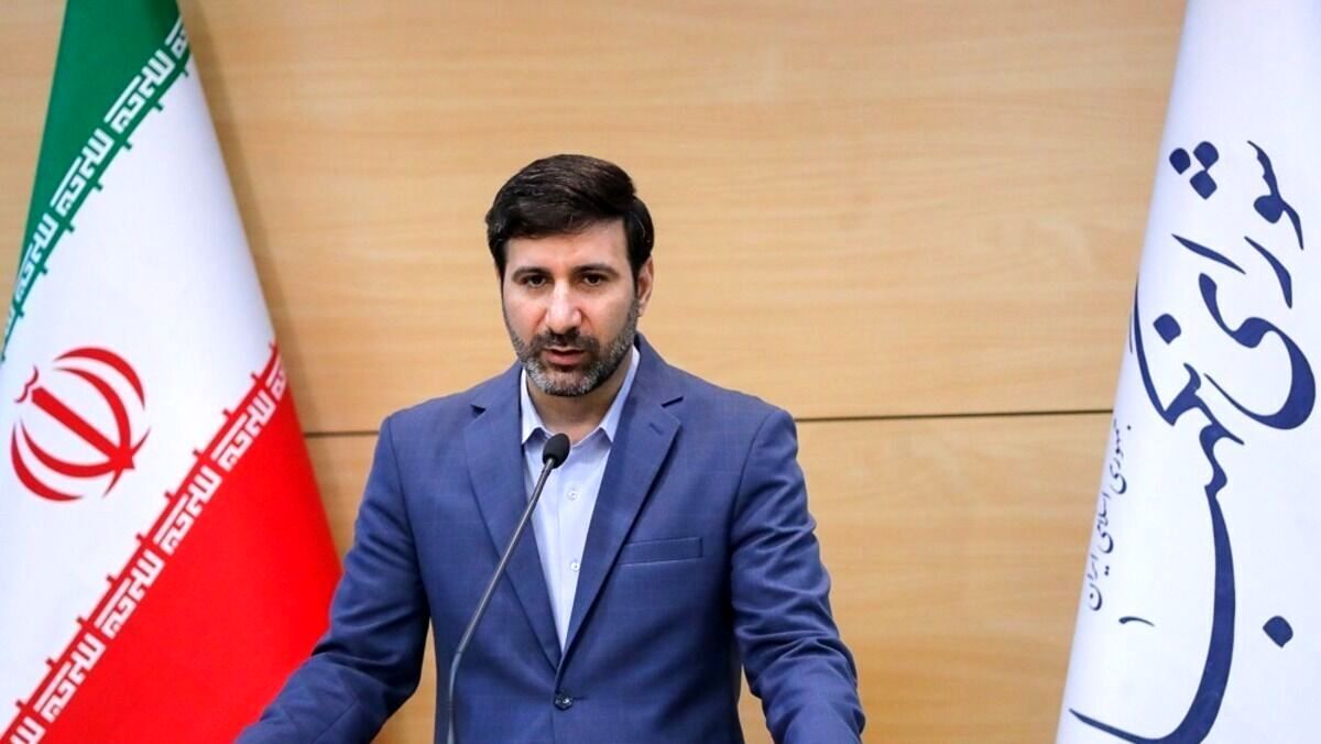 هر کسی رأی بیشتری کسب کند، رئیس جمهور منتخب ایران است