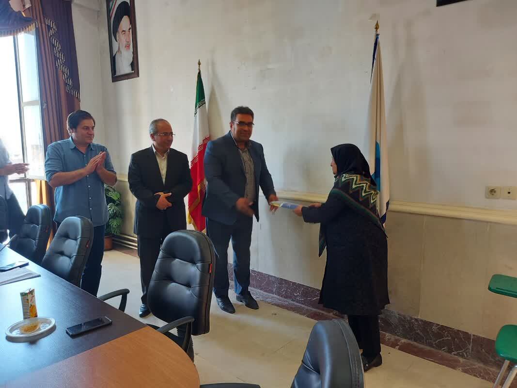 وجود رفاقت و همدلی بین دانشگاهیان مرهون تلاش کارکنان بازنشسته است