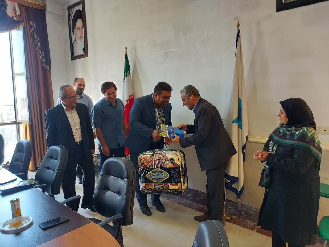 وجود رفاقت و همدلی بین دانشگاهیان مرهون تلاش کارکنان بازنشسته است