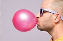 آیا هضم آدامس قورت‌داده‌شده هفت سال طول می‌کشد؟