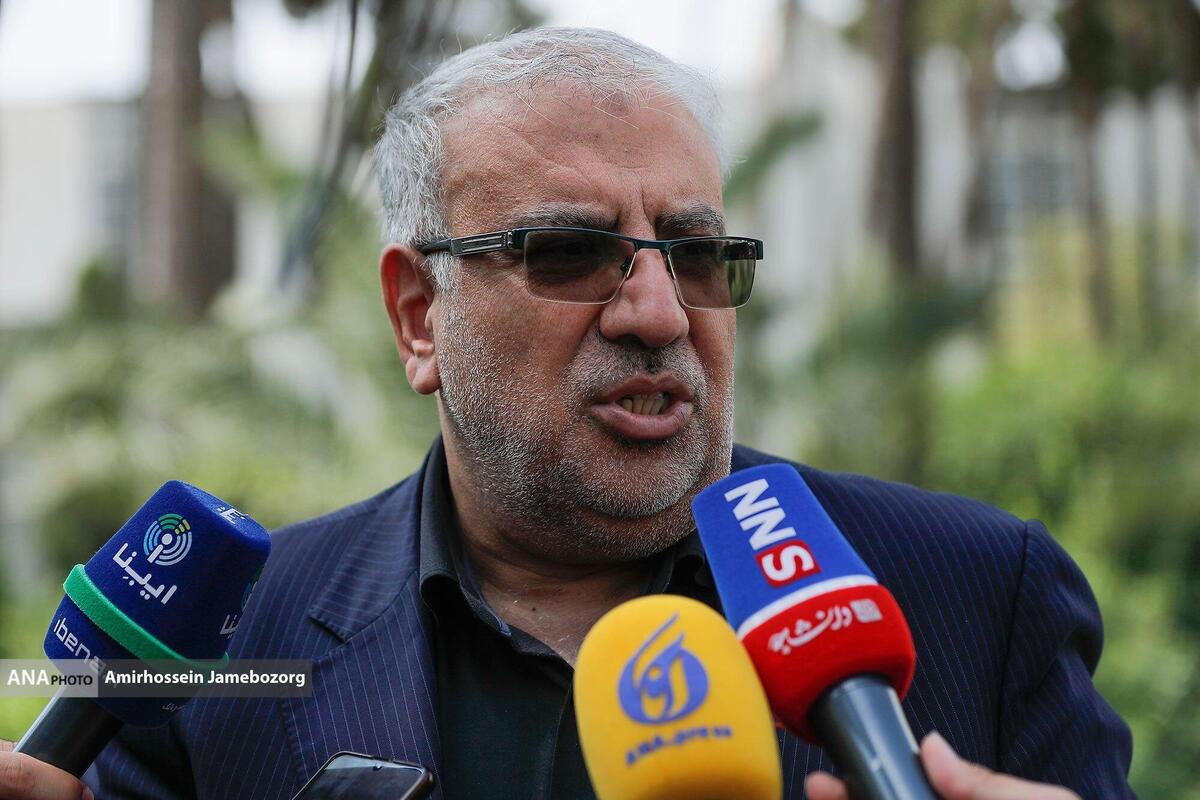 اوجی: هدفگذاری دولت رسیدن به تولید ۴ میلیون بشکه نفت تا پایان ۱۴۰۳ است