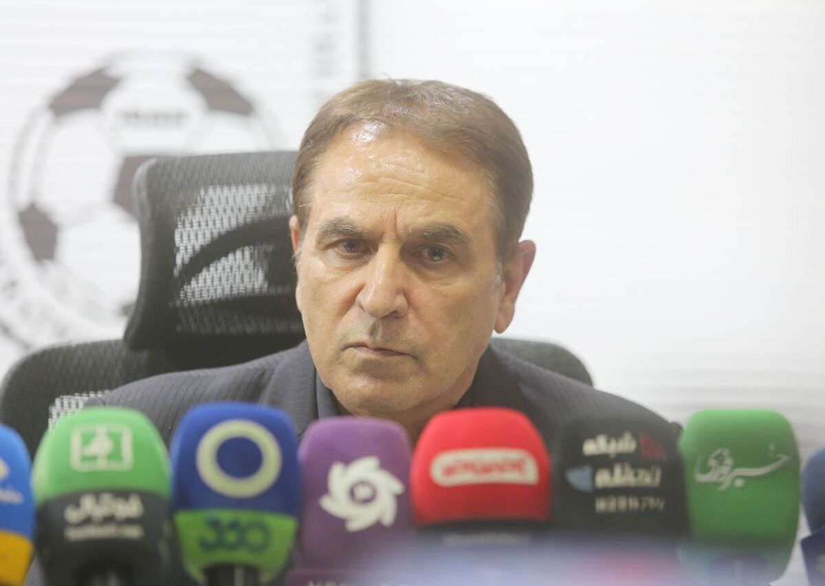 تارقلی زاده: چهار هفته لیگ بدون VAR برگزار می شود در مورد شکایت آمانوف از استقلال خبری نیامده است