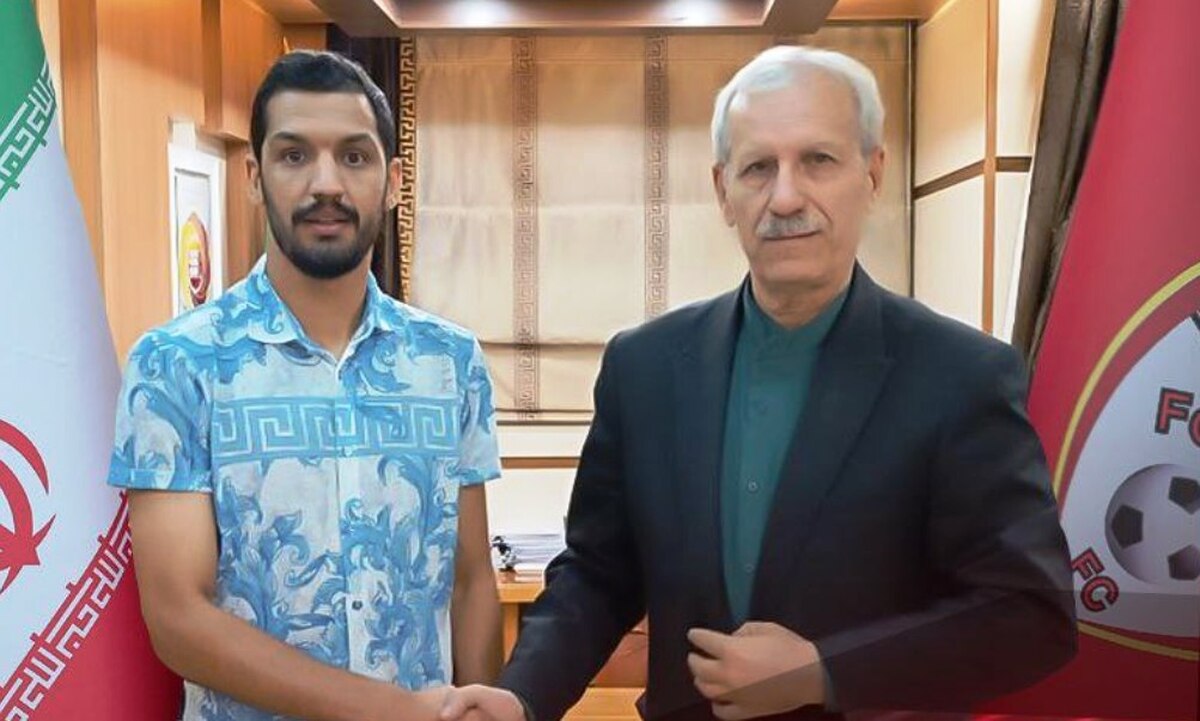 مهاجم ذوبآهن در خط حمله فولادیها