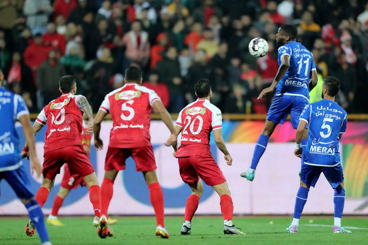 داداش‌زاده: زمانی بازی در استقلال و پرسپولیس آرزوی بازیکنان بود  یک مدیر برنامه سال‌هاست بازیکنان بزرگ را جابه‌جا می‌کند