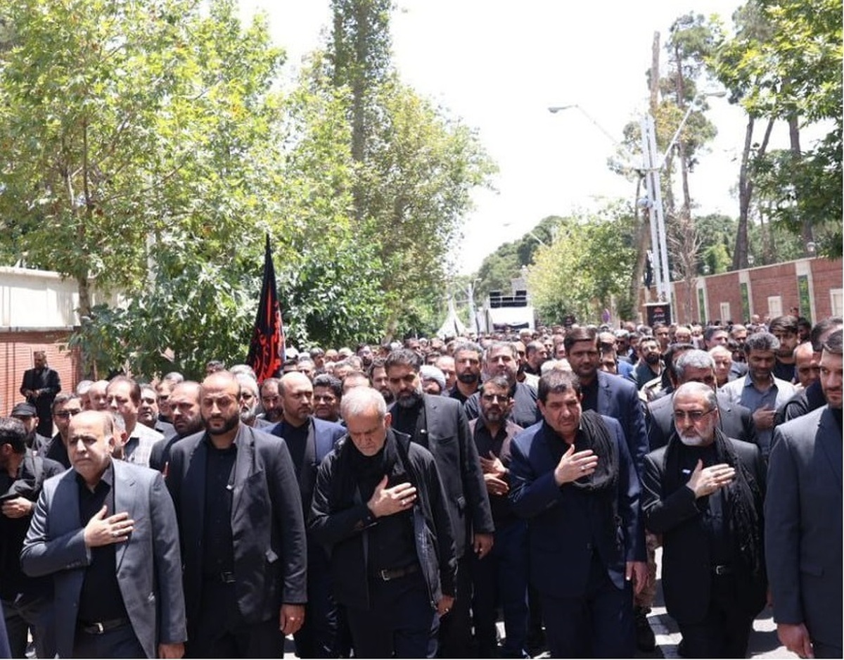 حضور مخبر و پزشکیان در اجتماع عزاداران نهاد ریاست جمهوری