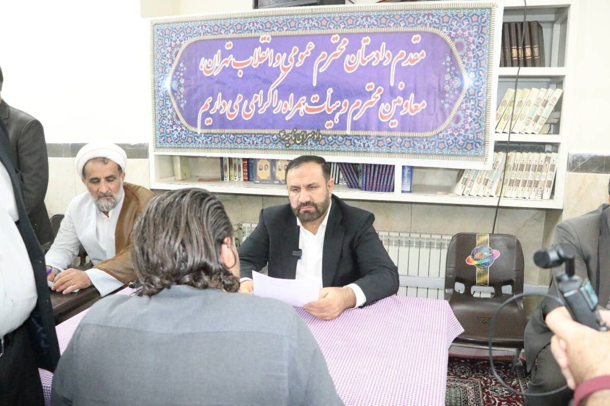 برپایی ۲۶ میز خدمت در ۲۶ مسجد شهر تهران به مناسبت هفته قوه قضائيه