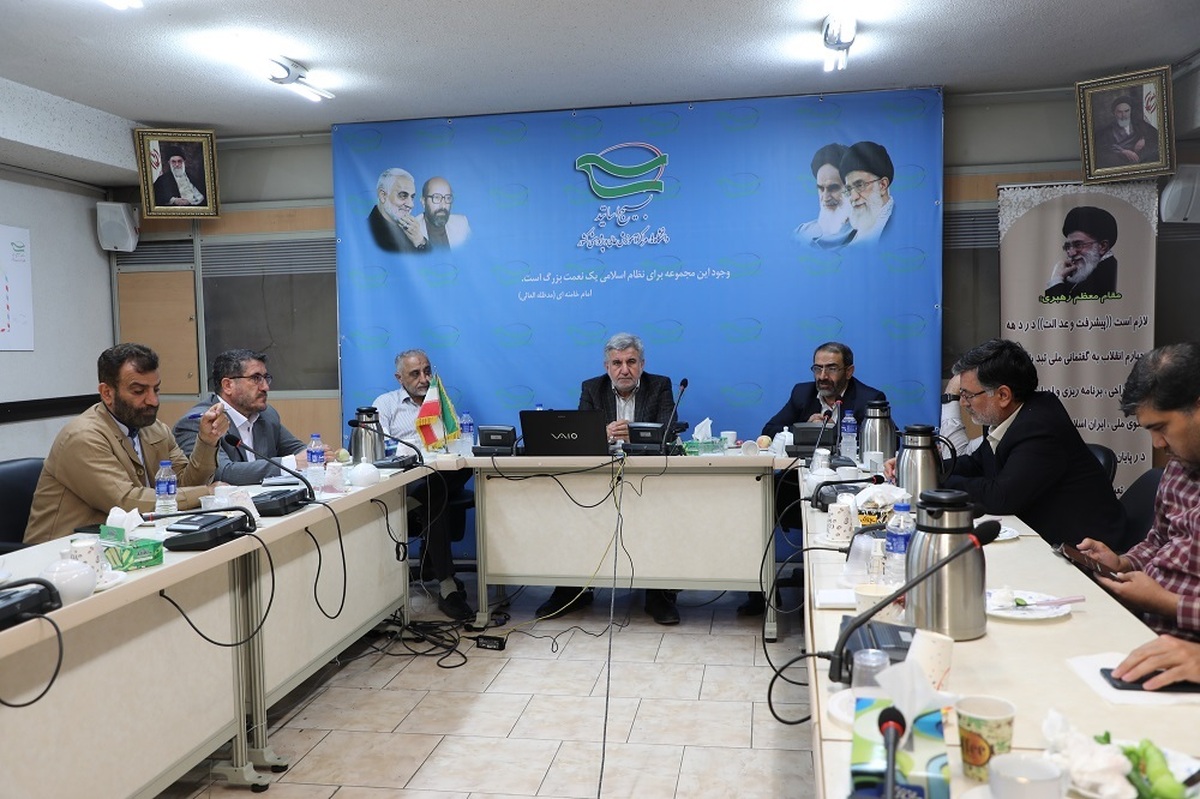 امروزچشم دنیا به انتخابات ایران است اساتید به تبیین چهرهبهچهره بپردازند