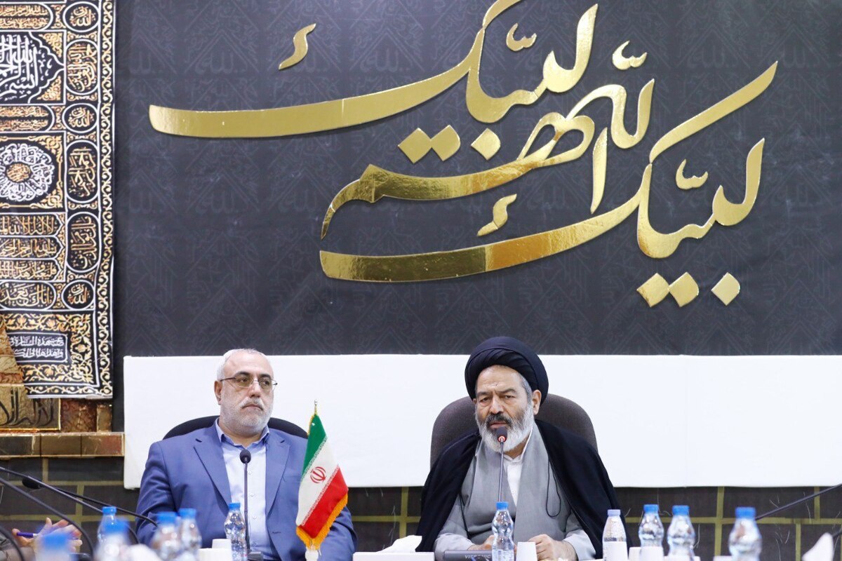 از مصادیق بارز خدمت به حجاج ایرانی در این زمان اجازه برگزاری انتخابات در عربستان است