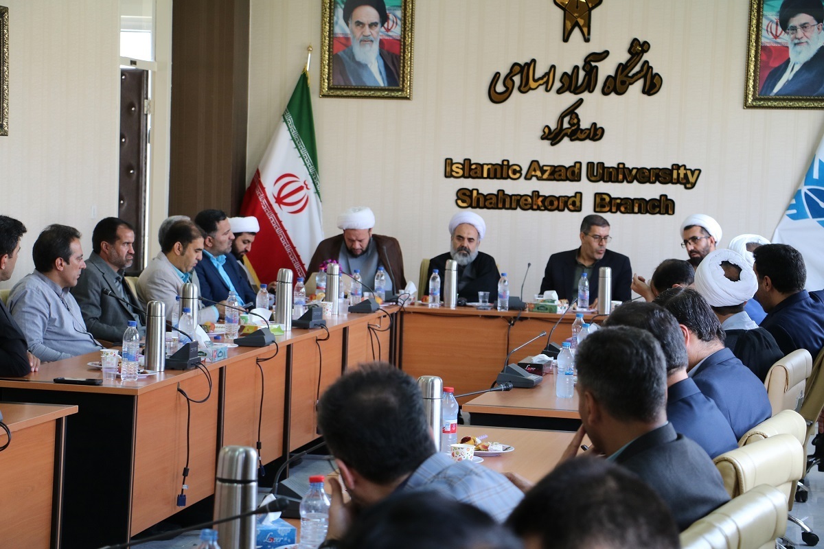 اعزام هزاران دانشجوی دانشگاه آزاد برای حضور در پیادهروی اربعین
