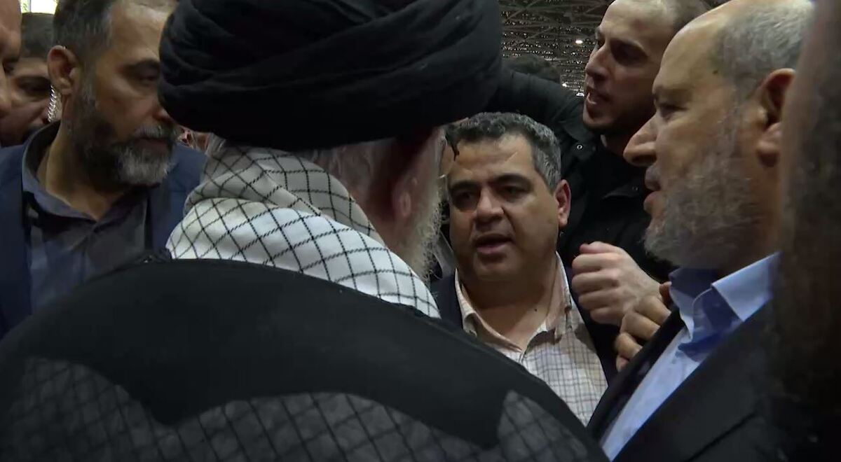 فیلم گفتوگوی کوتاه رهبر انقلاب با فرزندان شهید اسماعیل هنیه