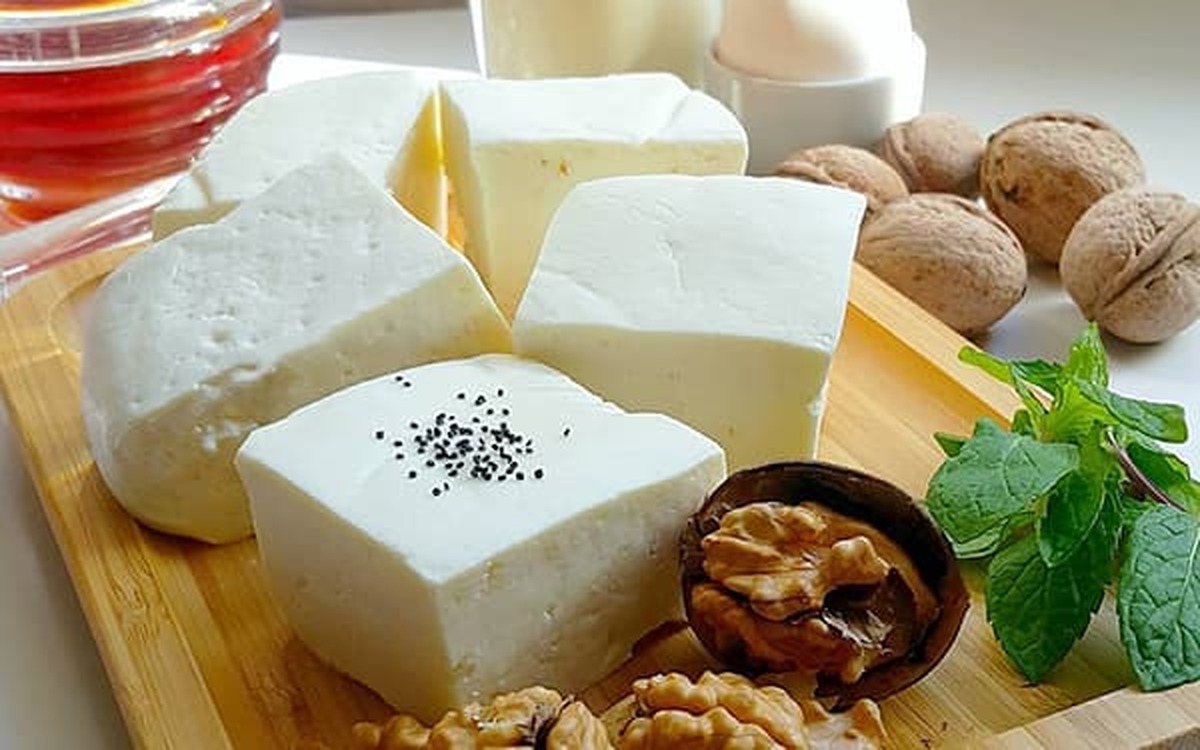 ماجرای فروش پنیرهای لاکچری با شیر الاغ