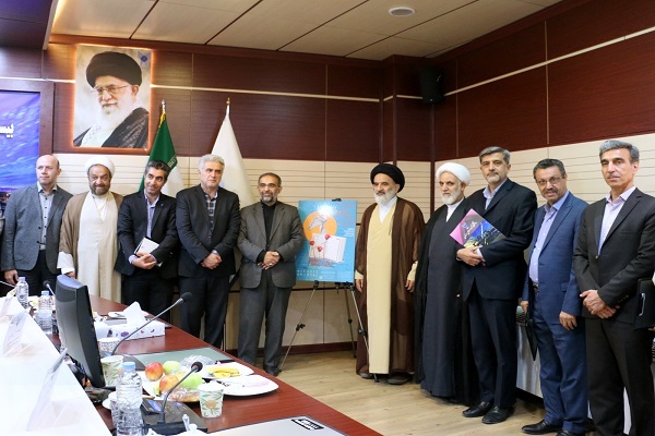 پوستر سومین جشنواره ملی داستاننویسی «بهیاد لالهها» رونمایی شد پوستر سومین جشنواره ملی داستاننویسی «بهیاد لالهها» رونمایی شد