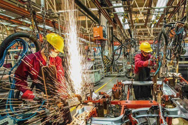 برنامه دولت پزشکیان برای رقابتپذیری تولید بر پایه دانش چیست؟ تولید بر پایه دانش