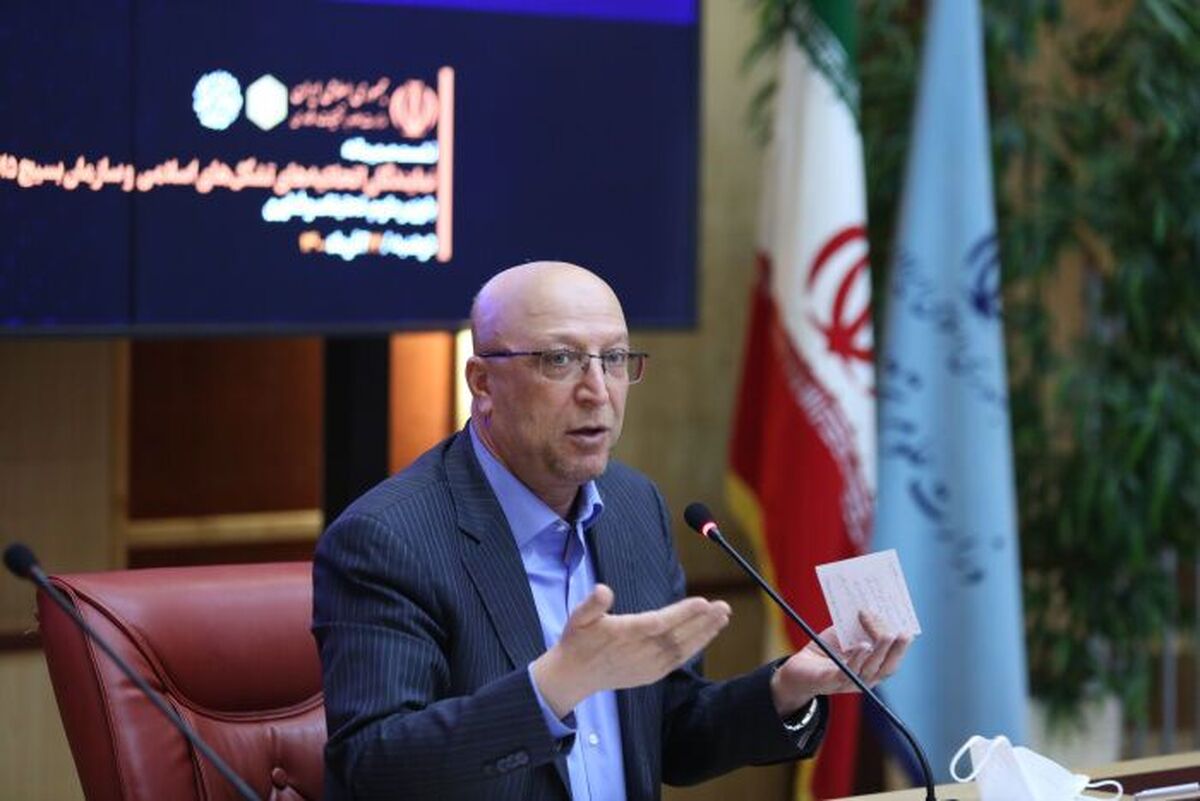 «دیپلم نظری»؛ راهکار آقای وزیر برای افزایش بهرهوری در آموزش و پرورش/ داوطلبان ورود به دانشگاه ارزشمند میشوند