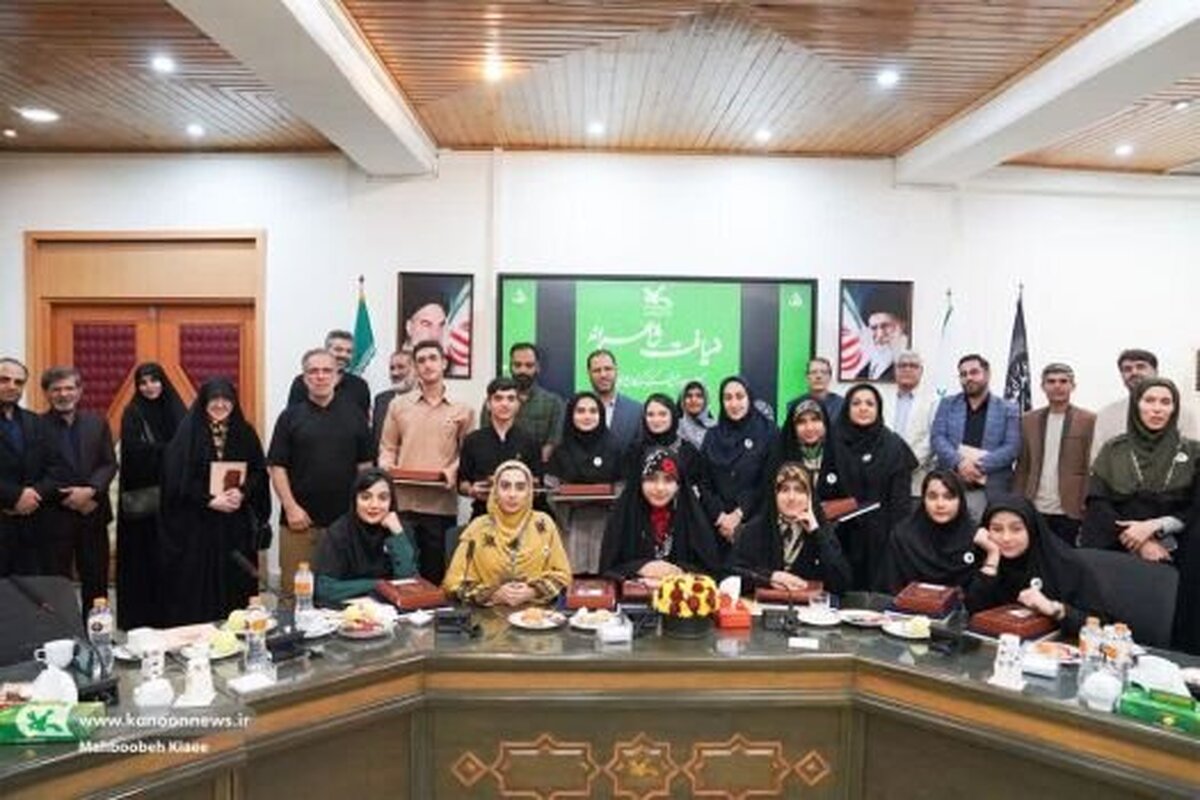 صحرایی: تسلط و هنرمندی شاعران نوجوان بسیار شگفتانگیز و امیدآفرین است