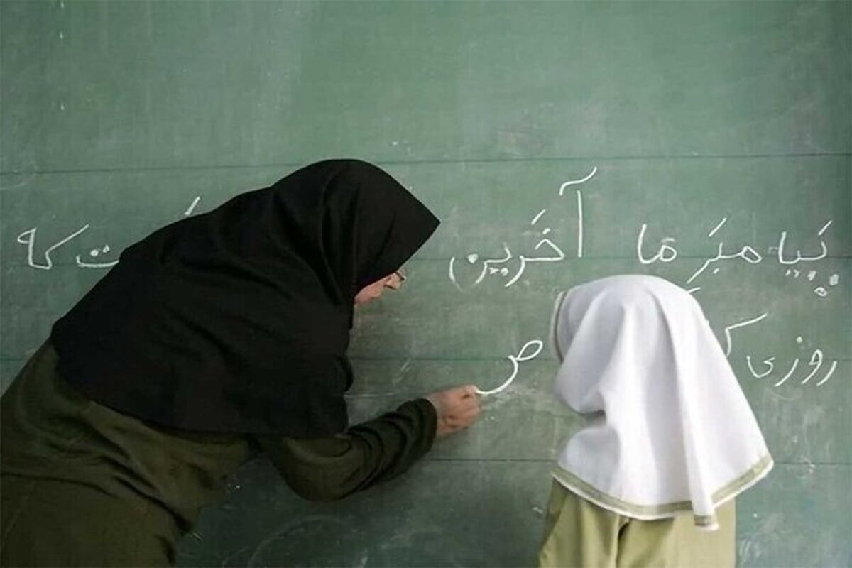 تمدید فراخوان طرحنامههای هنری با موضوع تکریم مقام معلم