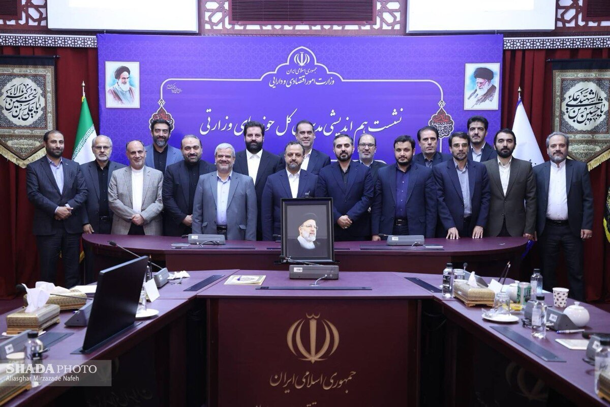خاندوزی دستور تهیه مستندات عملکرد دوران وزارتش را داد