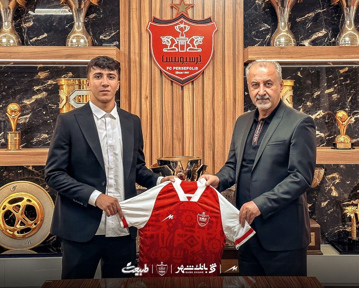 پرسپولیس یک بازیکن جوان گرفت