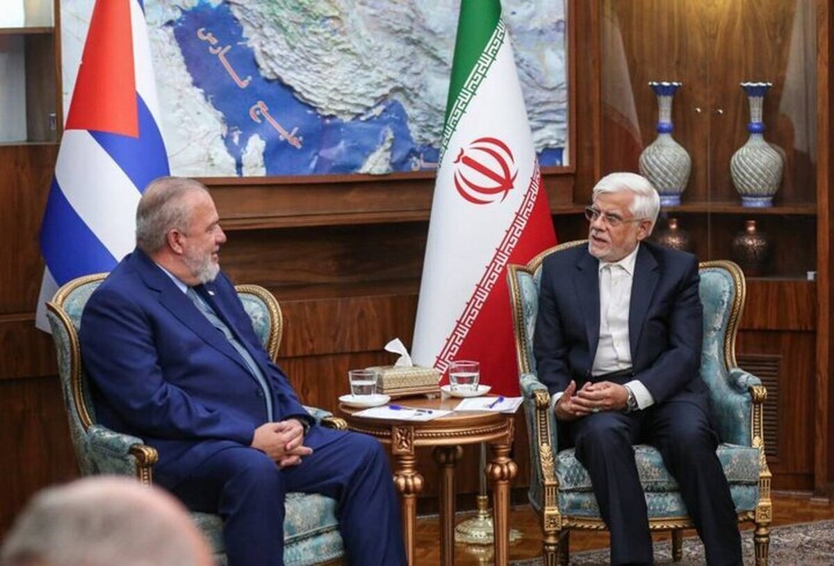 عارف: جناحهای سیاسی با کنار گذاشتن رقابتهای انتخاباتی بهدنبال پیشرفت ایران هستند