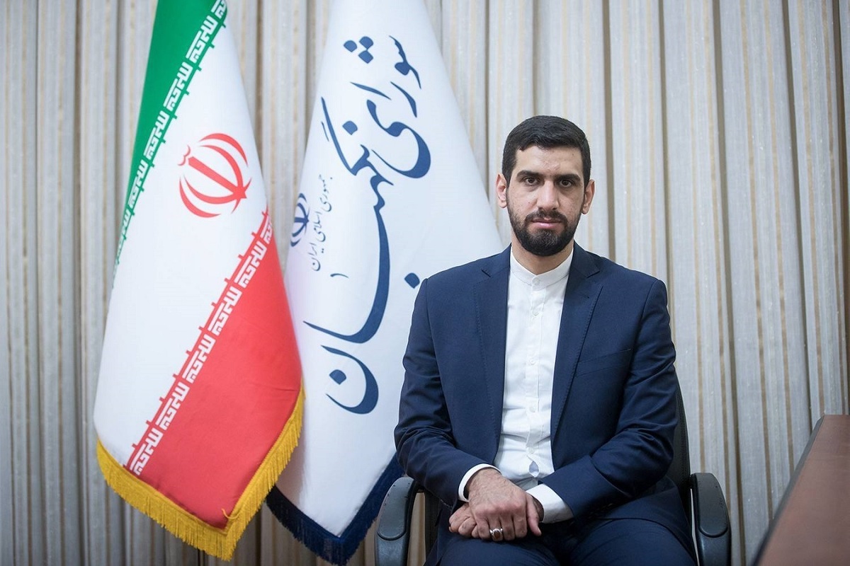 اصول قانون اساسی میتواند در حوزه فضای مجازی تسری یابد