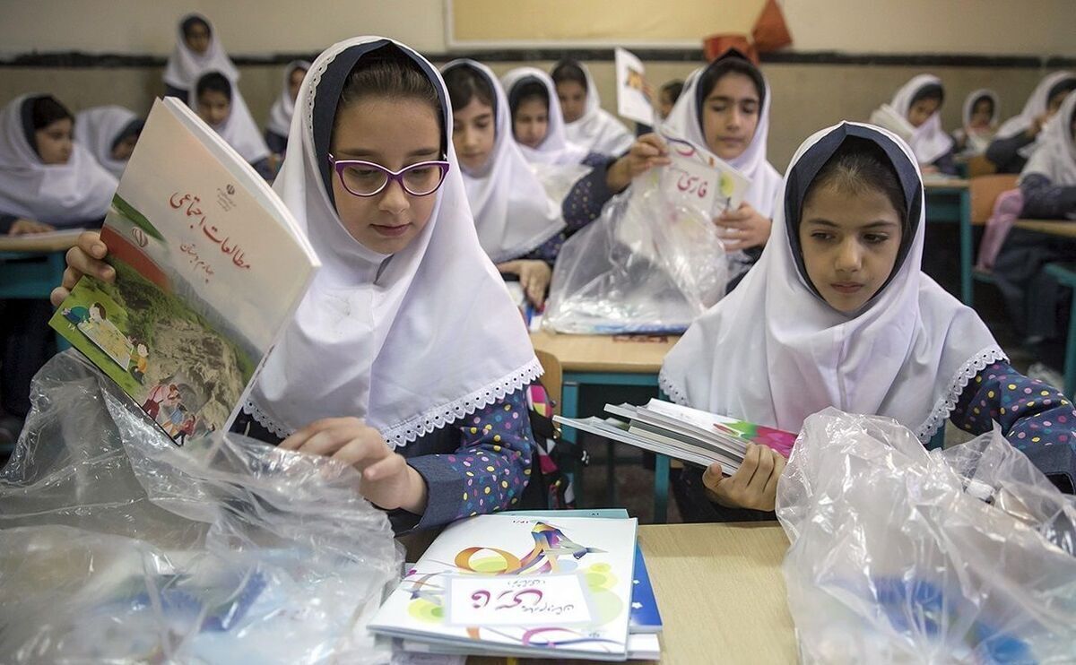 اجارهنشینها پیش ثبتنام دانشآموزانشان را انجام دهند