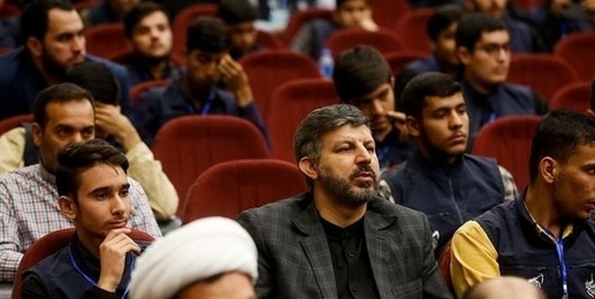ایفای نقش صحیح دانشآموزان چهاردهمین کنگره ملی