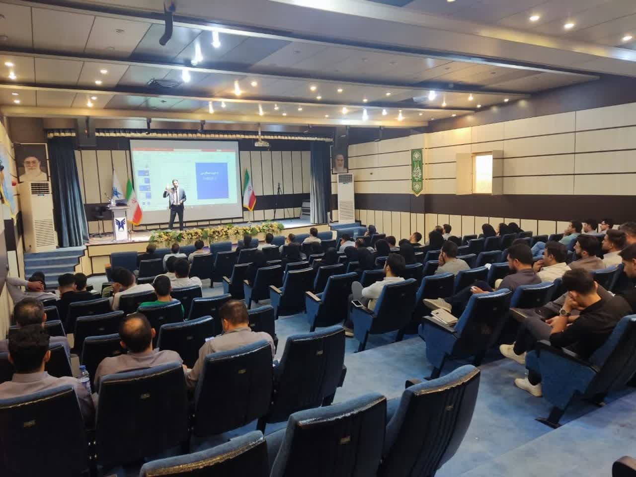 امضای تفاهمنامه همکاری دانشگاه آزاد سیرجان و یک شرکت صنعتی و معدنی امضای تفاهمنامه همکاری دانشگاه آزاد سیرجان و یک شرکت صنعتی و معدنی