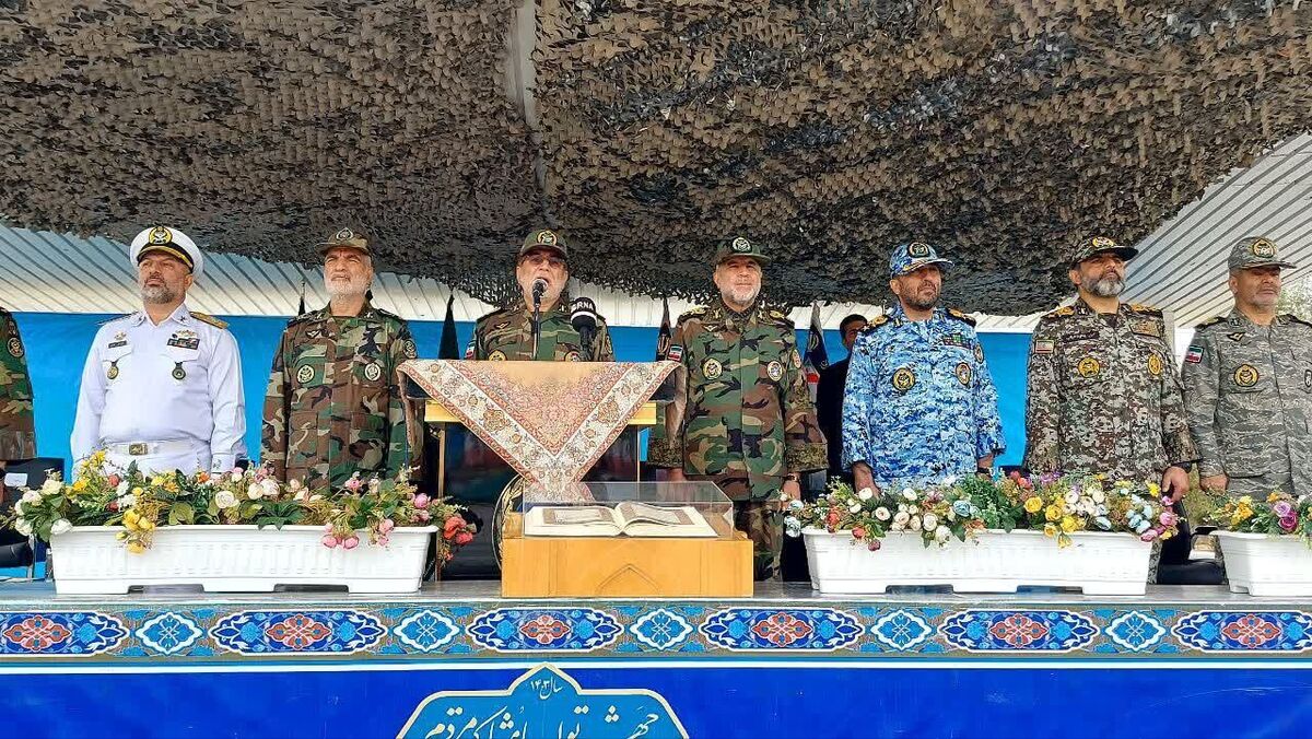 دانشجویان دانشگاههای افسری در کنار بدن آماده، افکار و اندیشههای خود را هم بسازند