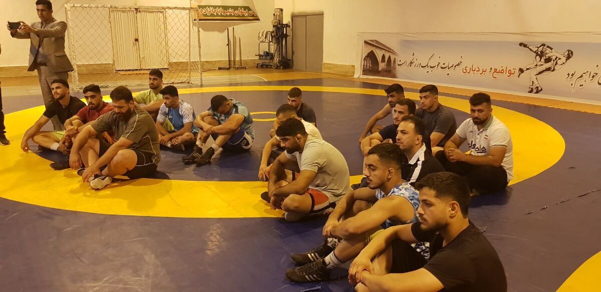 حضور رئیس مرکز ورزش و تربیتبدنی دانشگاه آزاد در تمرین تیم کشتی آزاد واحد بابل