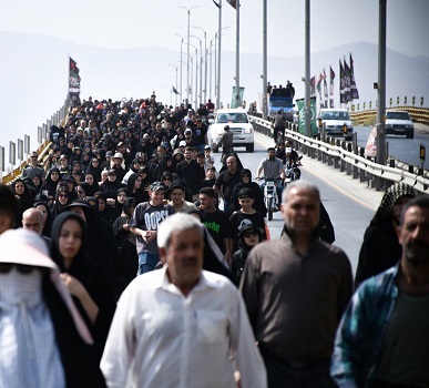 گام به گام با کاروان «طریقالحسین» در اربعین حسینی؛ شور حسینی «جاماندگان» در ایران گام به گام با کاروان «طریقالحسین» در اربعین حسینی؛ شور حسینی «جاماندگان» در ایران