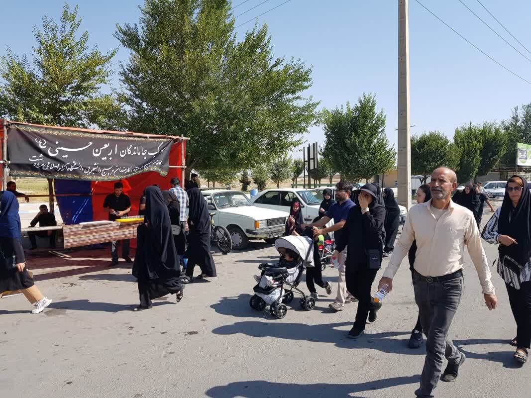 گام به گام با کاروان «طریقالحسین» در اربعین حسینی؛ شور حسینی «جاماندگان» در ایران گام به گام با کاروان «طریقالحسین» در اربعین حسینی؛ شور حسینی «جاماندگان» در ایران