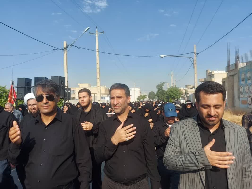 گام به گام با کاروان «طریقالحسین» در اربعین حسینی؛ شور حسینی «جاماندگان» در ایران گام به گام با کاروان «طریقالحسین» در اربعین حسینی؛ شور حسینی «جاماندگان» در ایران