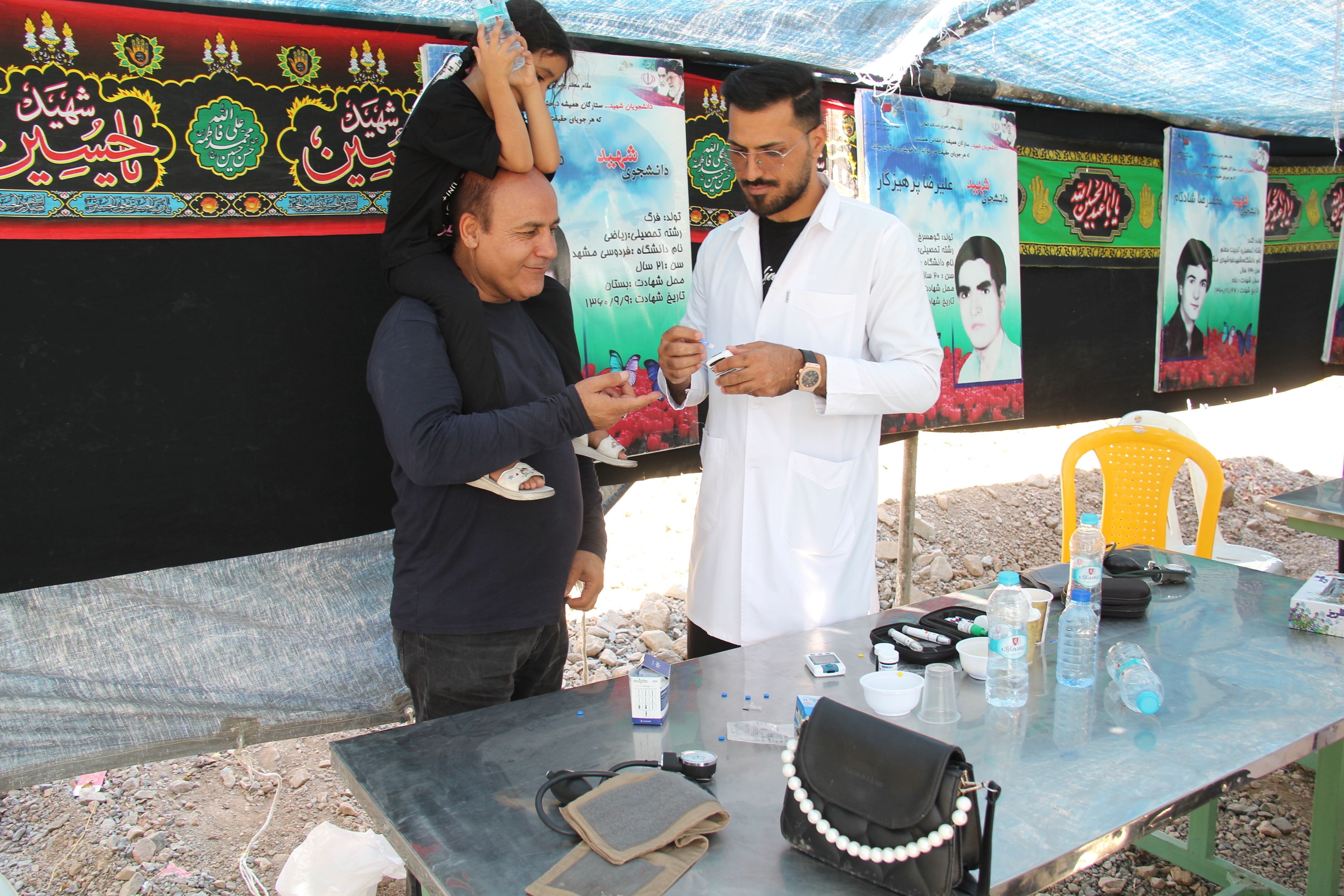 ۶ بخش متنوع در خدمت دلدادگان حضرت اباعبداللهالحسین (ع)؛ از ایستگاه نقاشی تا ارائه خدمات پزشکی ۶ بخش متنوع در خدمت دلدادگان حضرت اباعبداللهالحسین (ع)؛ از ایستگاه نقاشی تا ارائه خدمات پزشکی