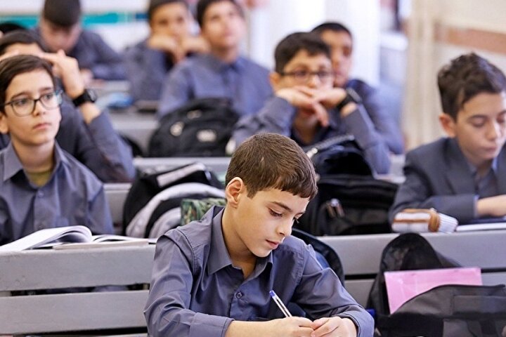 چرا باید به سلامت روان دانشآموزان در محیطهای آموزشی اهمیت داد؟