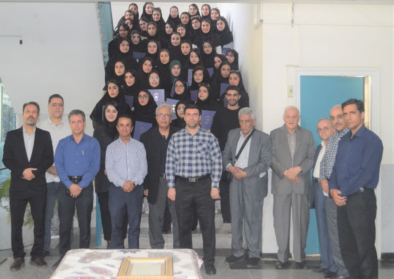 جزئیاتی از طراحی ۷۰ اثر پرتره پزشکان اصفهانی