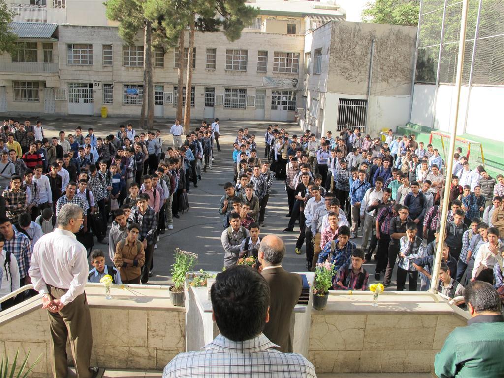 محیط مدرسه چطور بر دانشآموزان تأثیر میگذارد؟ محیط مدرسه چطور بر دانشآموزان تأثیر میگذارد؟