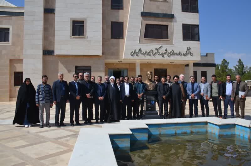 تشکلهای دانشجویی بستری مناسب برای تقویت روحیه همدلی میان دانشجویان هستند تشکلهای دانشجویی بستری مناسب برای تقویت روحیه همدلی میان دانشجویان هستند