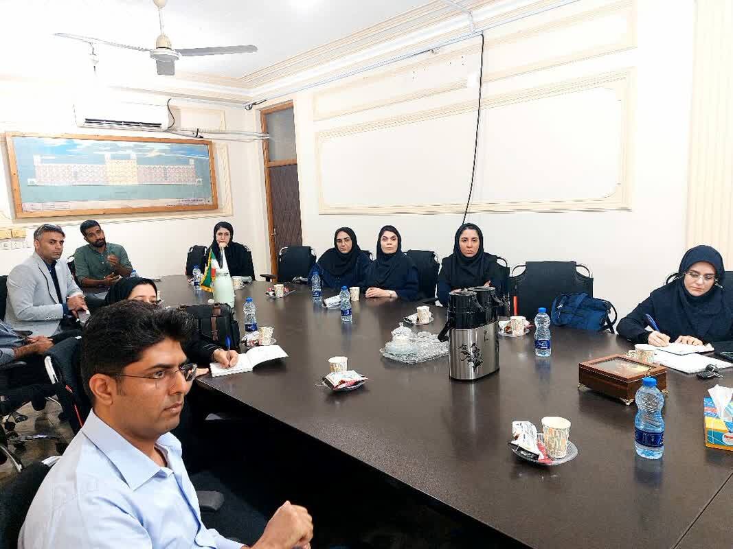 فعالیت دستیاران باید منطبق برساختار نظام آموزشی و مقررات دانشگاه باشد فعالیت دستیاران باید منطبق برساختار نظام آموزشی و مقررات دانشگاه باشد