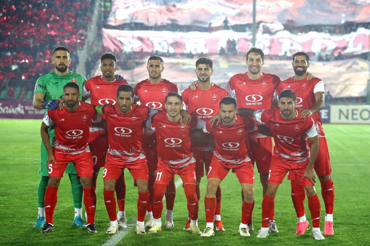 شافعی: پرسپولیس در آسیا بازیکنان با کیفیتتری میخواهد اشتباه موردی مثل نبیل باهویی قابل قبول نیست