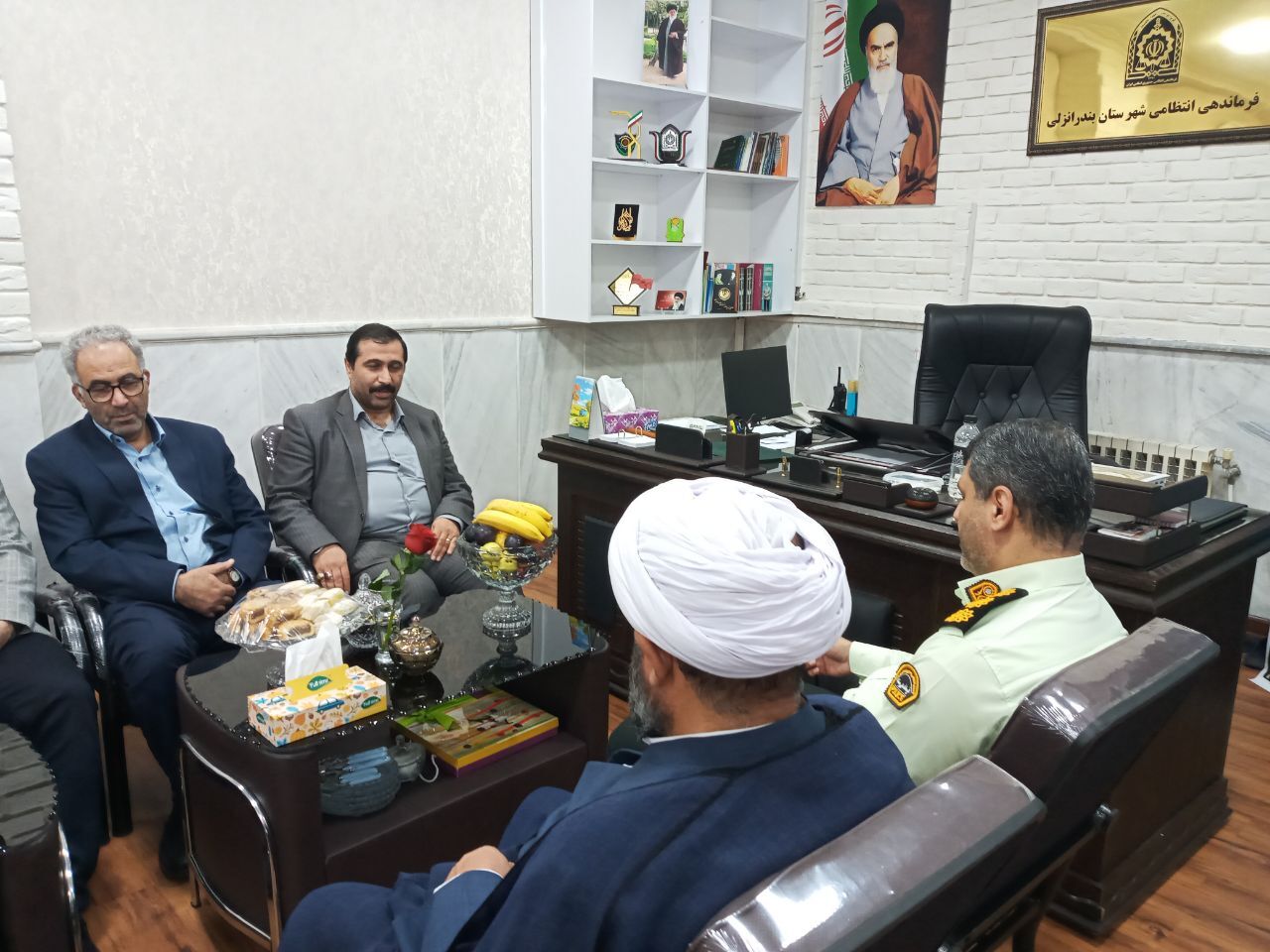 شناسایی آسیبهای جامعه و هدایت پایاننامهها و رسالههای دانشجویی به سمت اصلاح شناسایی آسیبهای جامعه و هدایت پایاننامهها و رسالههای دانشجویی به سمت اصلاح