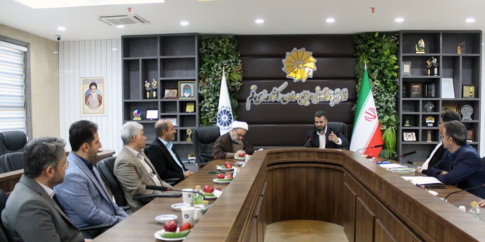 ارتباط مؤثر با بخش صنعت مأموریت تعریف شده در دانشگاه آزاد ارتباط مؤثر با بخش صنعت مأموریت تعریف شده در دانشگاه آزاد