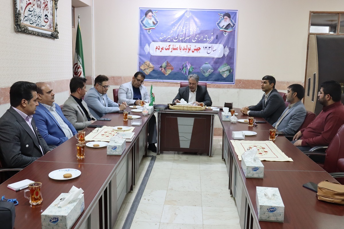 مراکز آموزش عالی از مهاجرت مناطق محروم به کلانشهرها جلوگیری میکنند