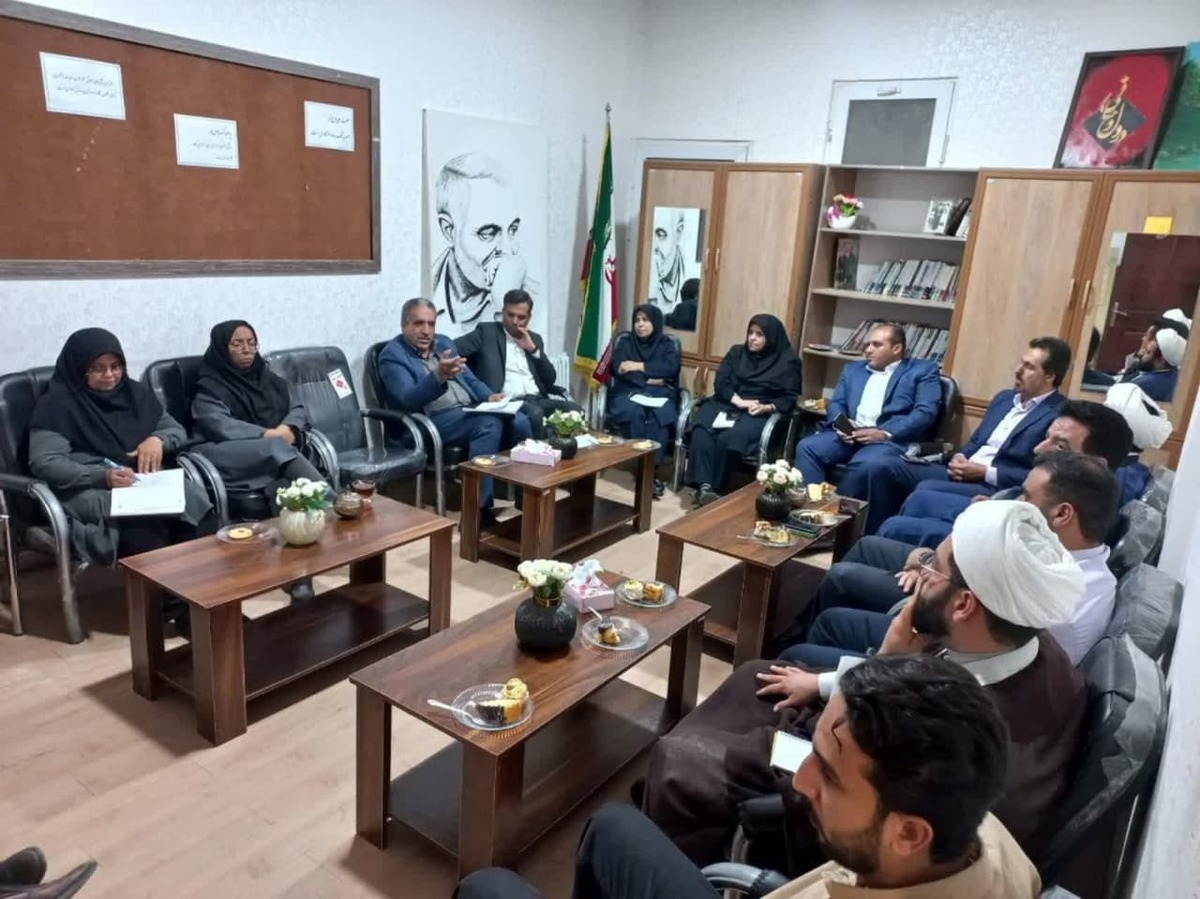 جشنواره ملی سروقامتان؛ دانشآموزان اثر ادبی و هنری ارسال کنند