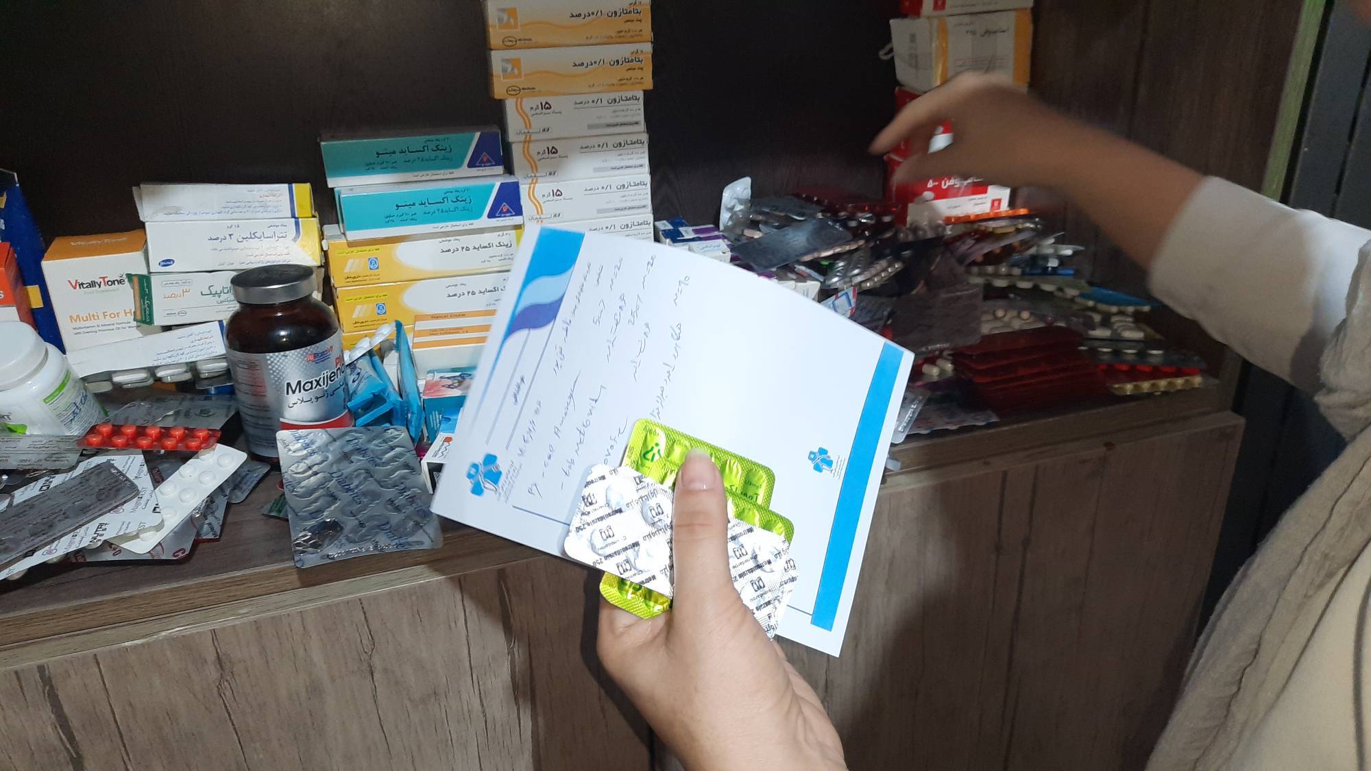 دومین اردوی پزشکی گروه جهادی شهدا در پاکدشت/ از خدمات دندانپزشکی تا اخذ آزمایش+ فیلم دومین اردوی پزشکی گروه جهادی شهدا در پاکدشت/ از خدمات دندانپزشکی تا اخذ آزمایش+ فیلم