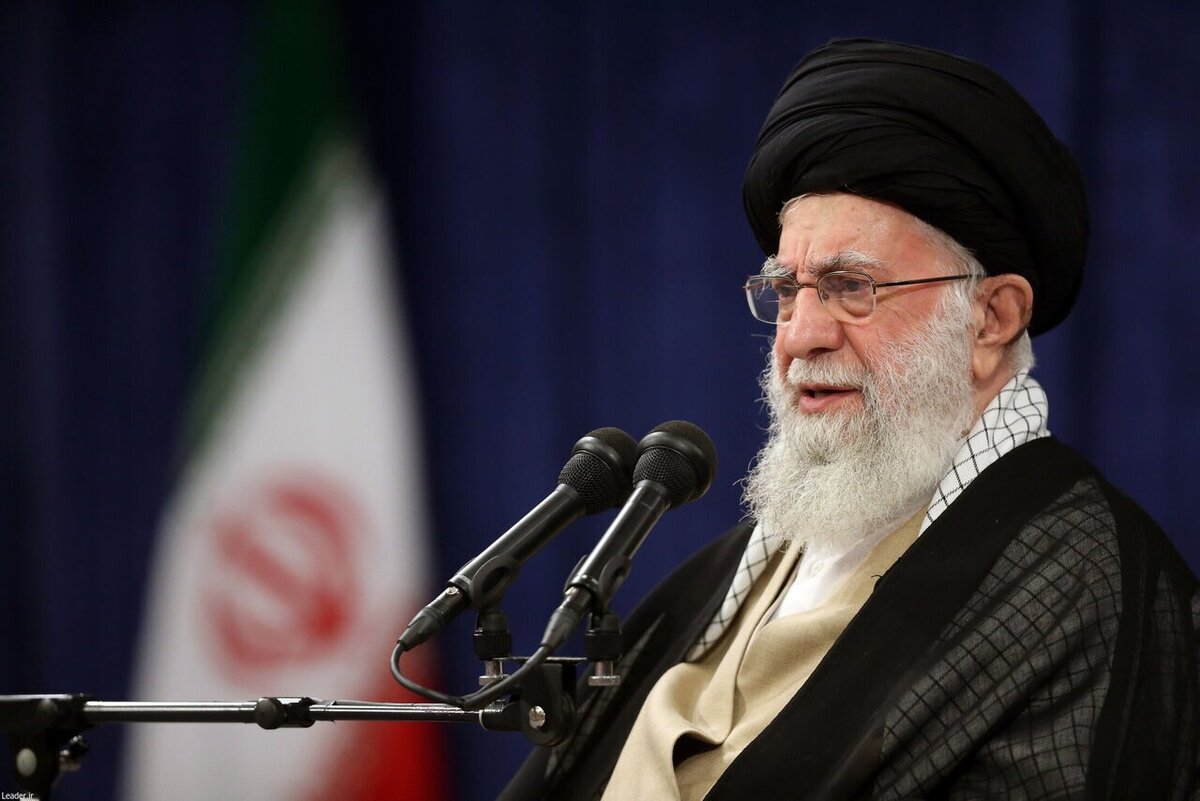 رهبر انقلاب: سرنوشت منطقه را نیروهای مقاومت و در رأس آن حزبالله سرافراز رقم خواهند زد