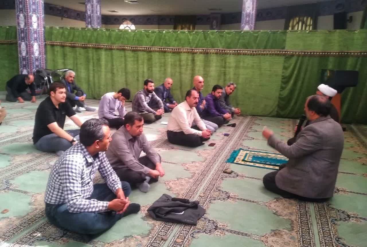 جزئیاتی از مراسم گرامیداشت دفاع مقدس در واحدهای دانشگاه آزاد