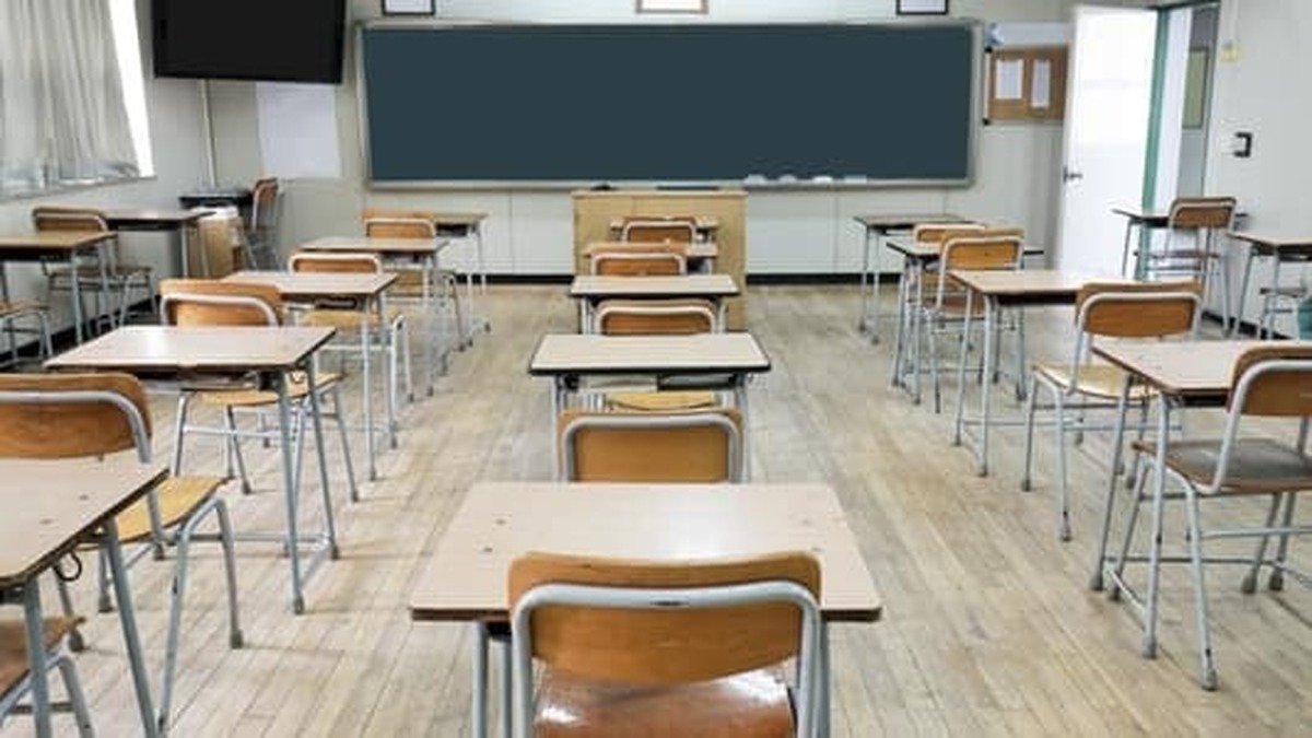 مدارس لبنان به دلیل حملات رژیم صهیونیستی کلاسها را تعطیل کردند