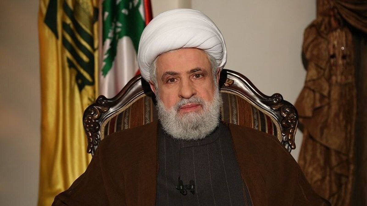 شیخ نعیم قاسم: این ضایعه را به رهبر انقلاب تسلیم میگویم هیچ خللی در مسیر مقاومت پیش نمیآید